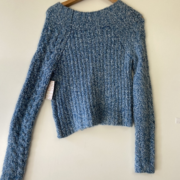Free People Avalon blue marine cozy sweater - Picture 8 of 8